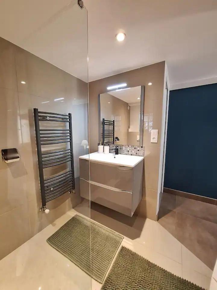 Appartement Moderne Avec Terrasse - Proche Mer Agon-Coutainville Eksteriør bilde